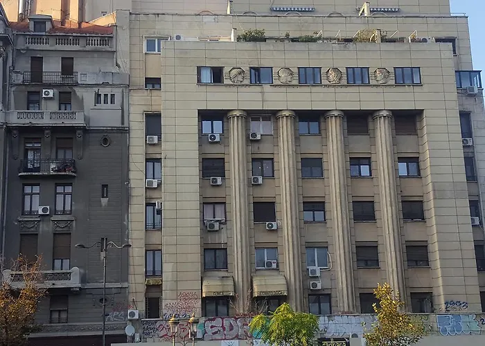 Hospitality Centrum- River * Бухарест