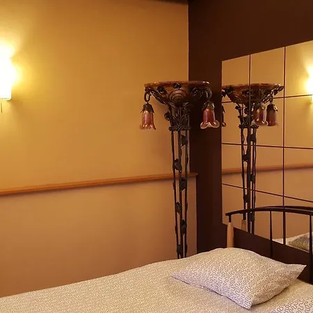 Hospitality Centrum- River Apartman *