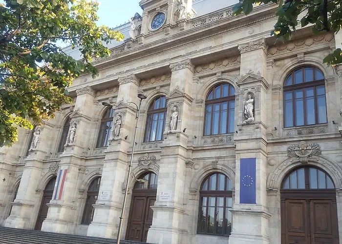 Hospitality Centrum- River Apartman Bukarest